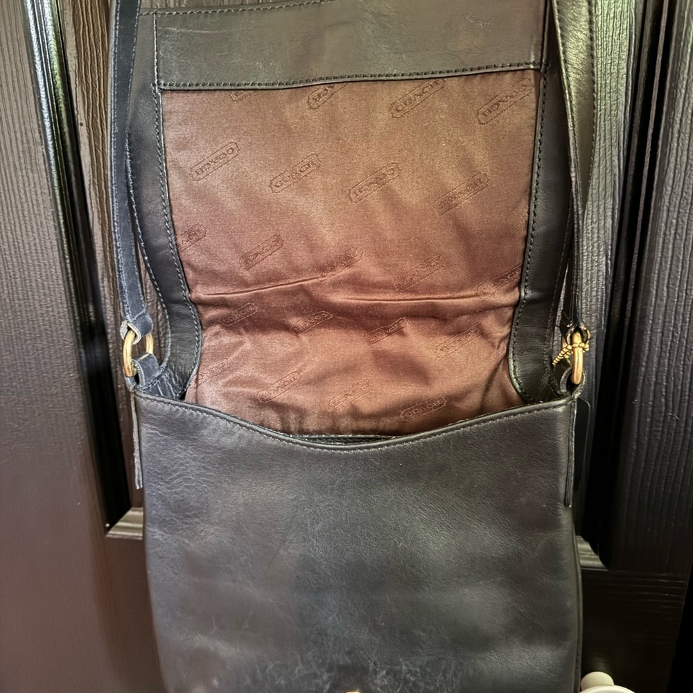 Coach Crossbody Bag - Picture 3 of 4